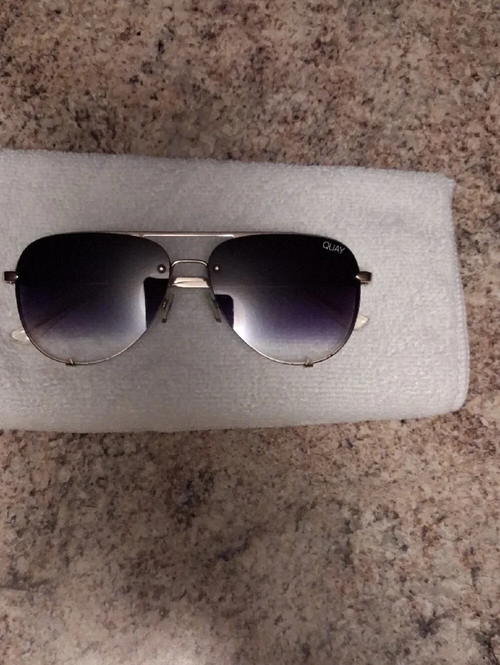 QUAY Aviator Sunglasses with Gradient Purple Lenses